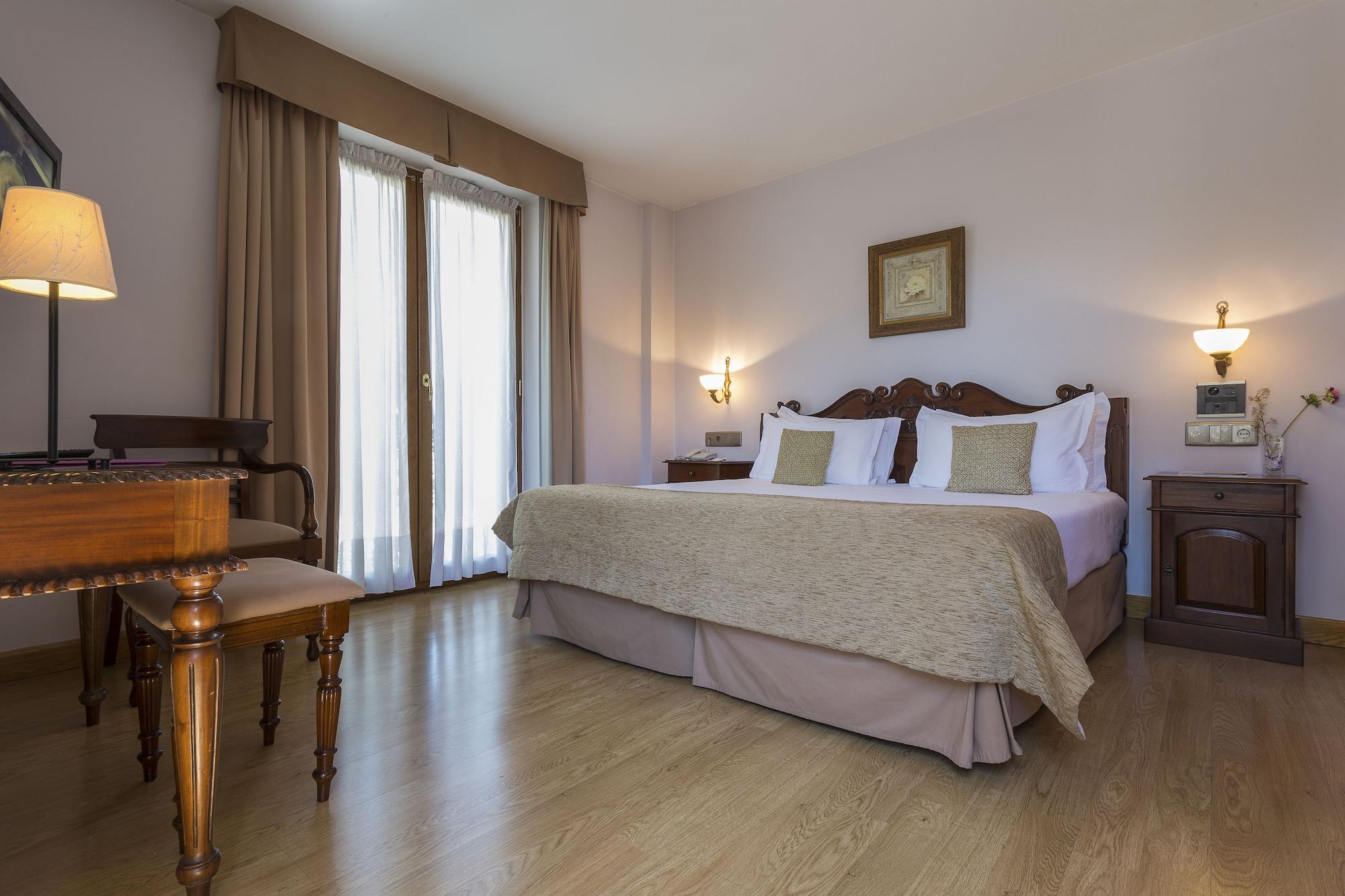 Ayre Hotel Alfonso II Οβιέδο Εξωτερικό φωτογραφία