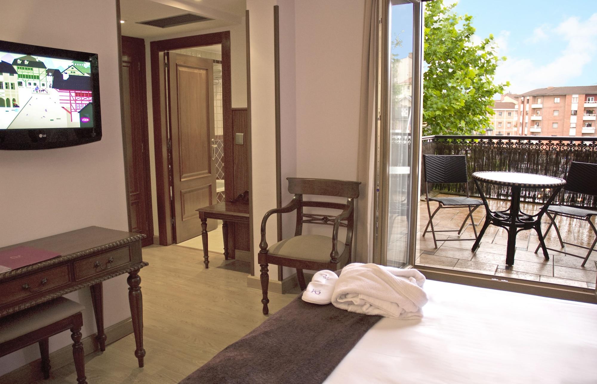 Ayre Hotel Alfonso II Οβιέδο Δωμάτιο φωτογραφία