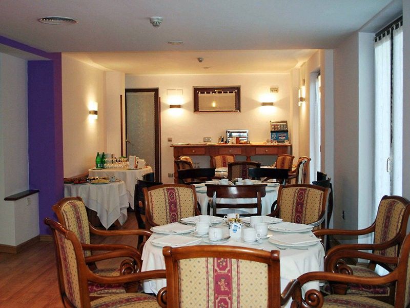 Ayre Hotel Alfonso II Οβιέδο Εξωτερικό φωτογραφία