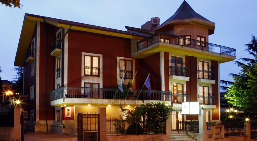 Ayre Hotel Alfonso II Οβιέδο Εξωτερικό φωτογραφία